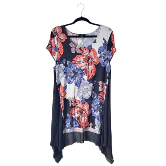 Cupio Floral Shark Bite Tunic Top - Picture 1 of 7